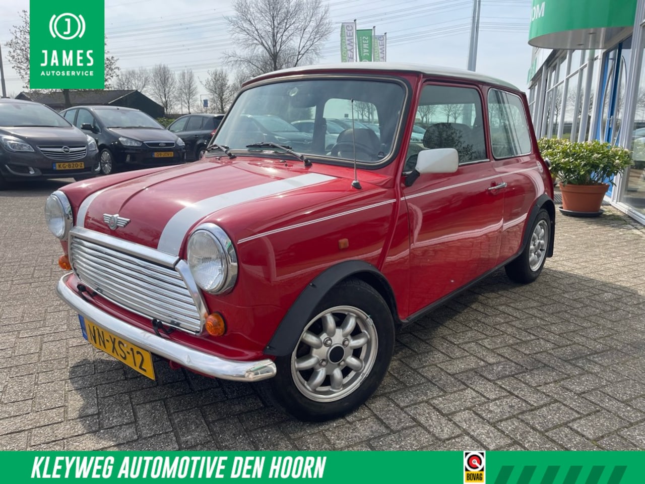MINI Cooper - Mini 1.3 NL auto, Lage km stand, nieuwe APK - AutoWereld.nl