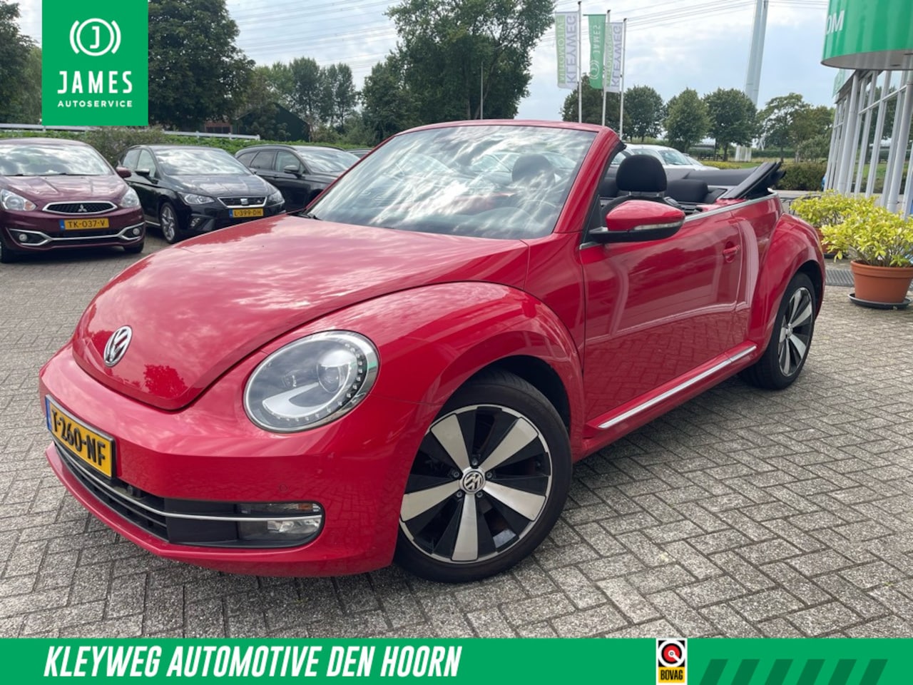 Volkswagen Beetle Cabriolet - 1.4 TSI Sport 1.4 TSI 160pk Sport, Nav, PDC, Stoelverwarming - AutoWereld.nl