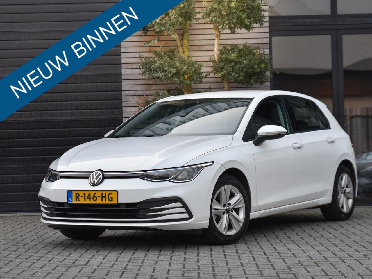 Volkswagen Golf - 1.0 TSI Life 1.0 TSI Life - AutoWereld.nl