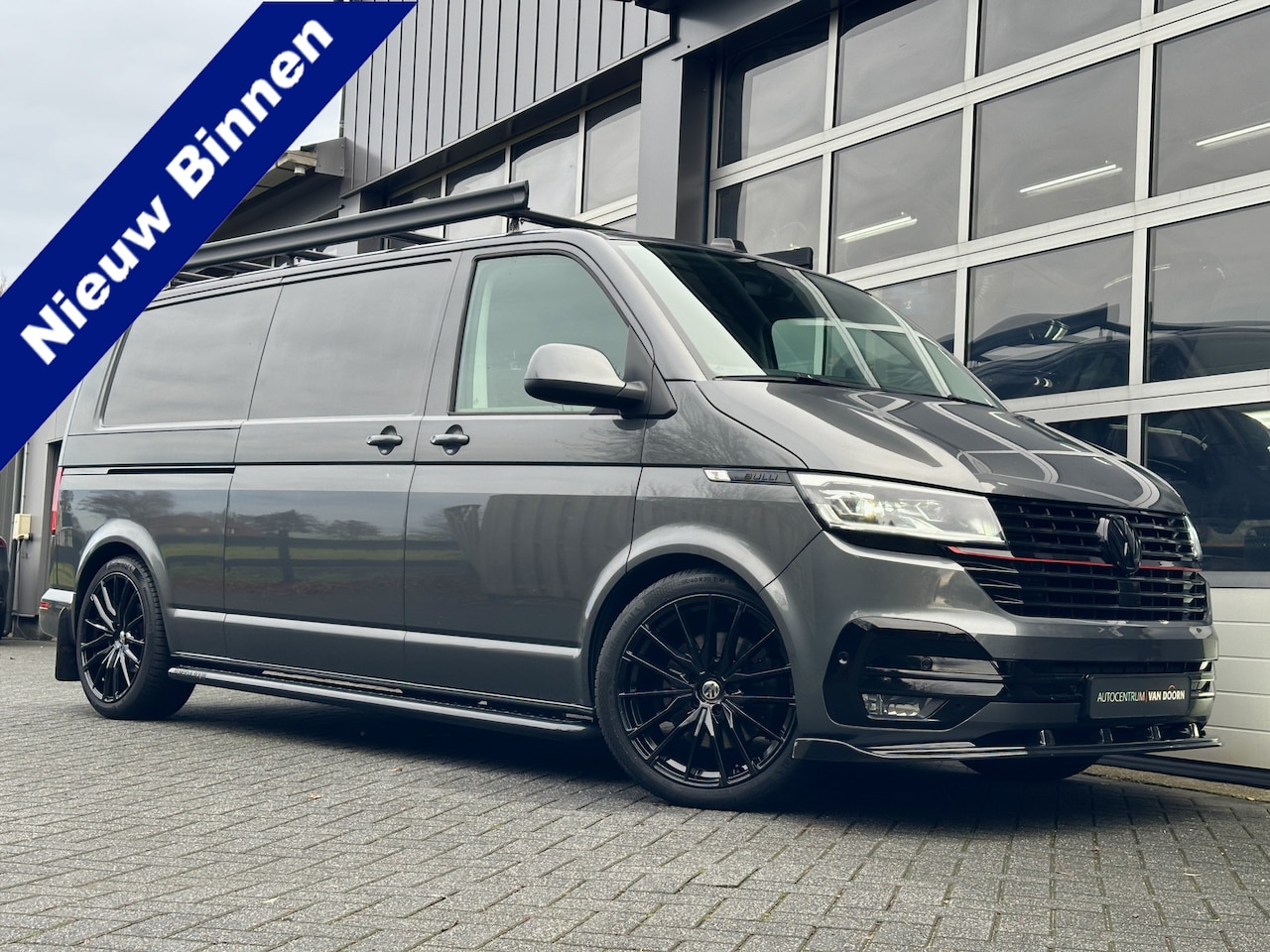 Volkswagen Transporter - 2.0 TDI 199pk | DSG | 4Motion | Bulli | 2x Schuifdeur | Leer | LED | 20" Wielen | Imperiaa - AutoWereld.nl