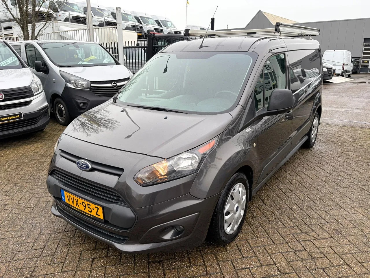 Ford Transit Connect - airco benzine 100000km - AutoWereld.nl