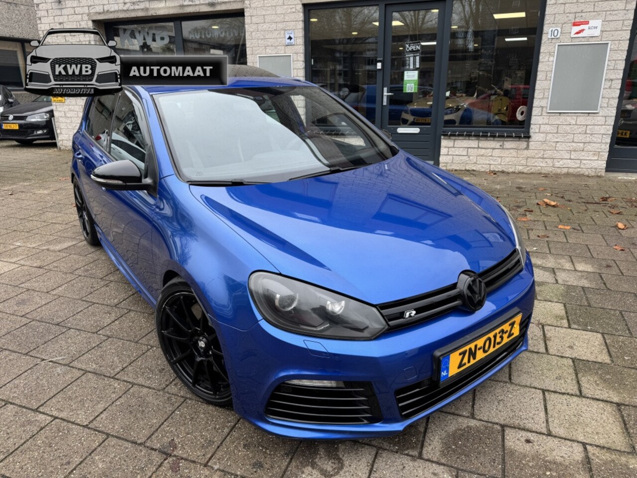 Volkswagen Golf - 2.0 R 4-Motion 340PK Milltek Dakje 5Drs Beurt - AutoWereld.nl