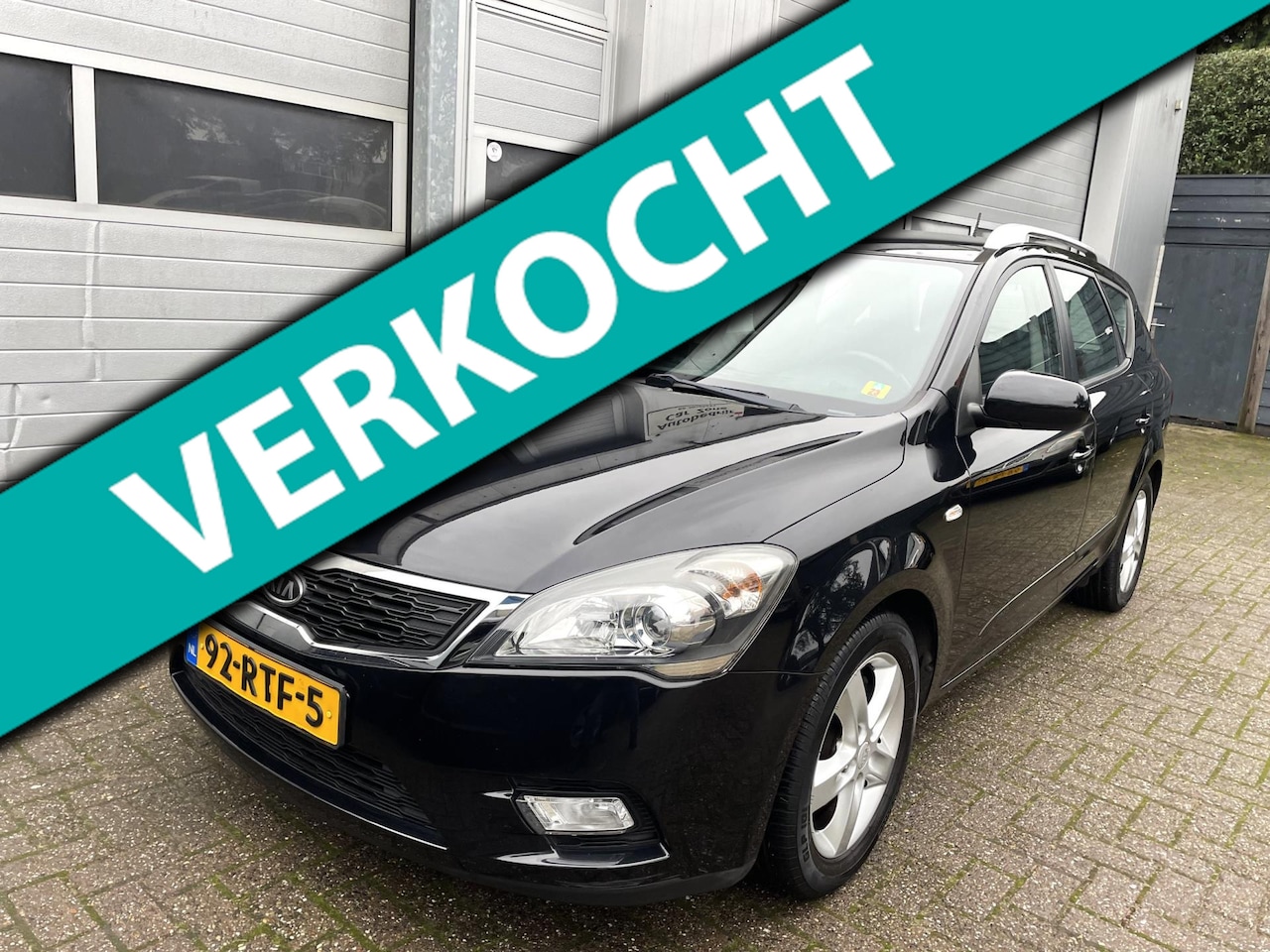 Kia Cee'd Sporty Wagon - 1.4 Navi-Clima-Cruis-Trekhaak-New APK - AutoWereld.nl