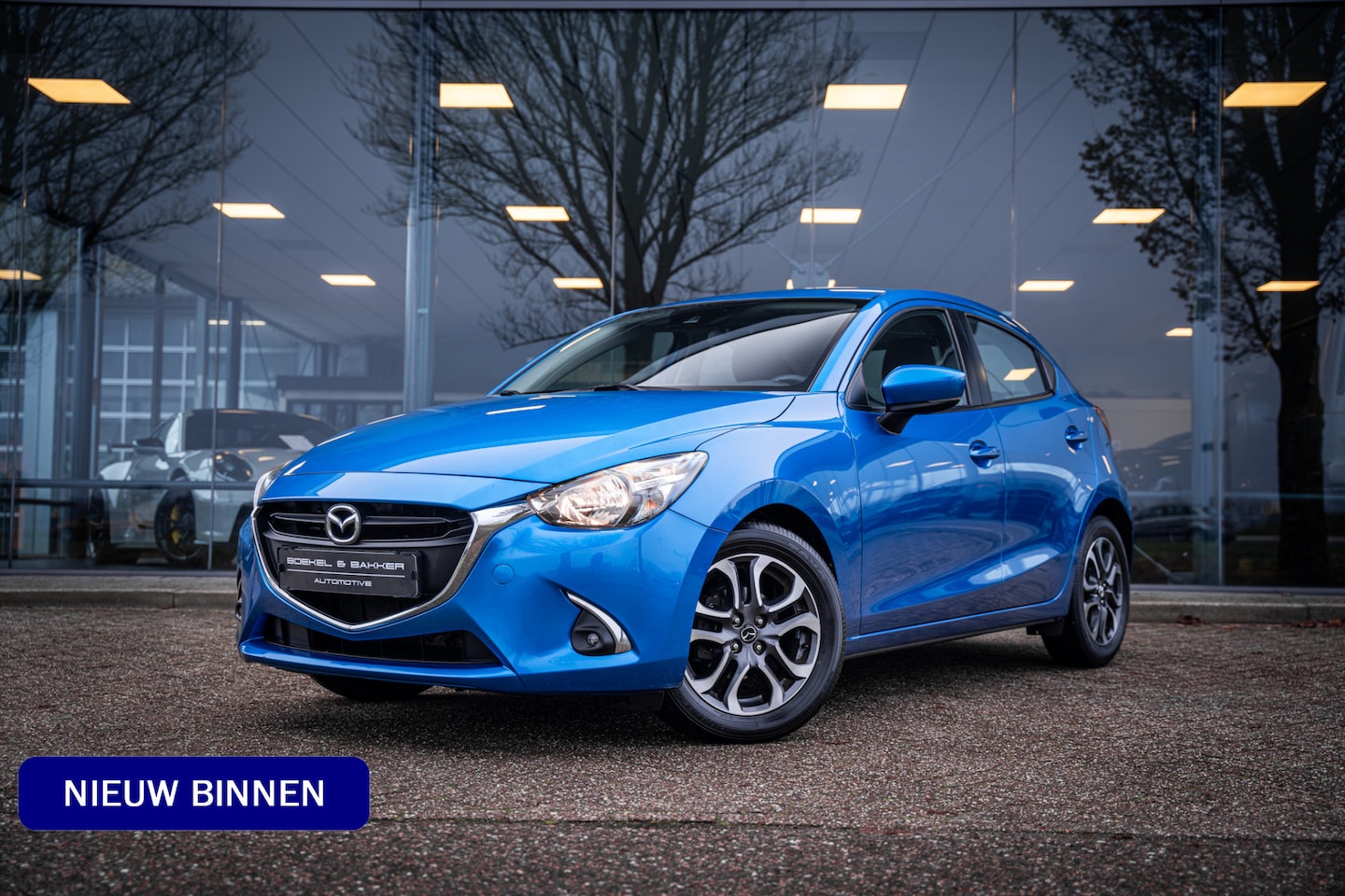 Mazda 2 - 1.5 Skyactiv-G Dynamic+ Navigatie ** LM Velgen ** Parkeersensoren - AutoWereld.nl
