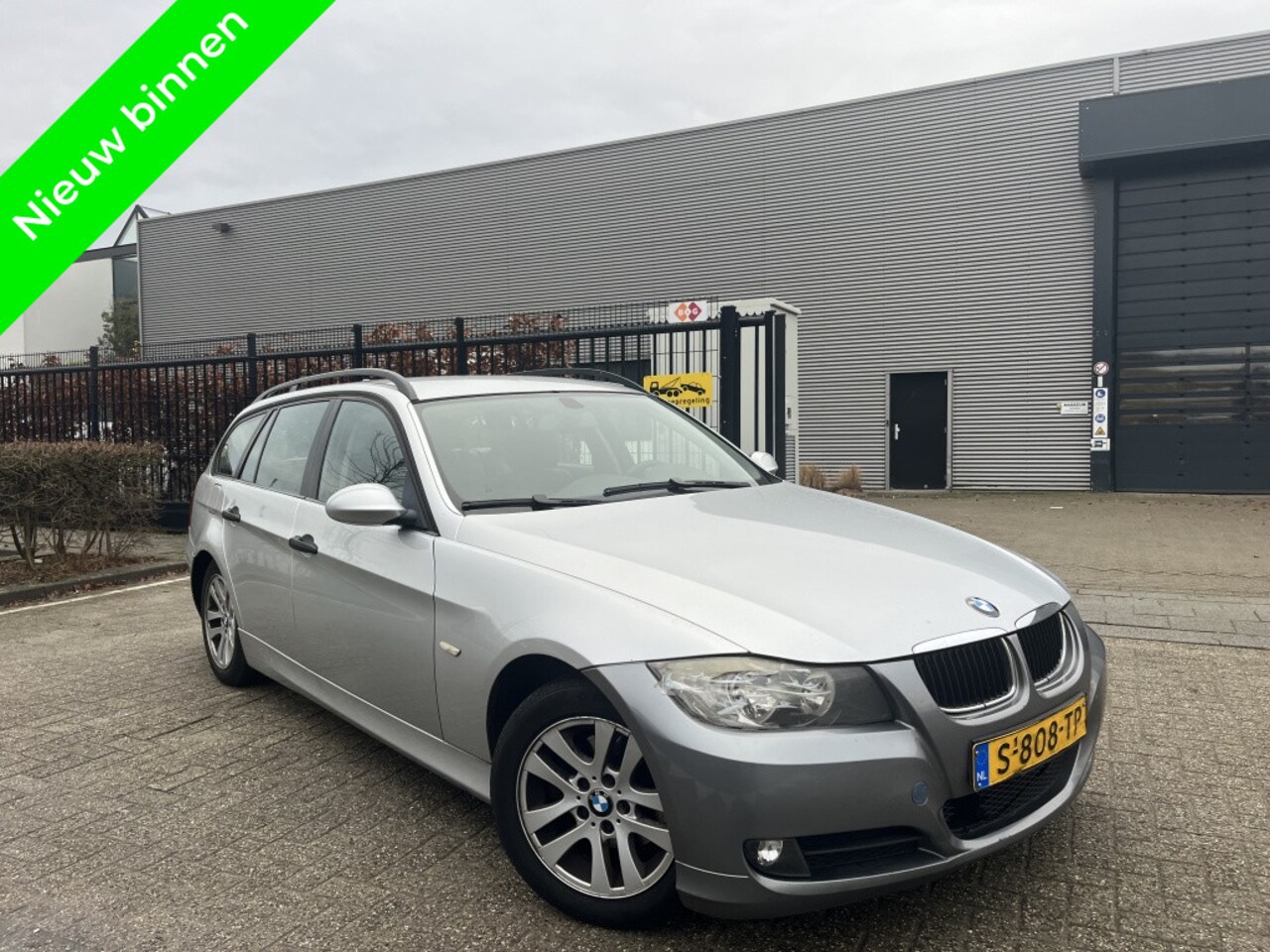 BMW 3-serie Touring - 320d Automaat/Stoelverw/Clima/Cruise 163PK - AutoWereld.nl