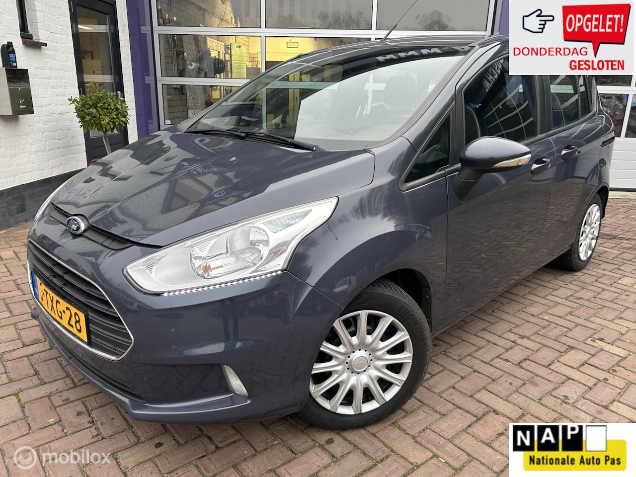 Ford B-Max - 1.0 EcoBoost Style * NAVIGATIE * AIRCO * TREKHAAK - AutoWereld.nl