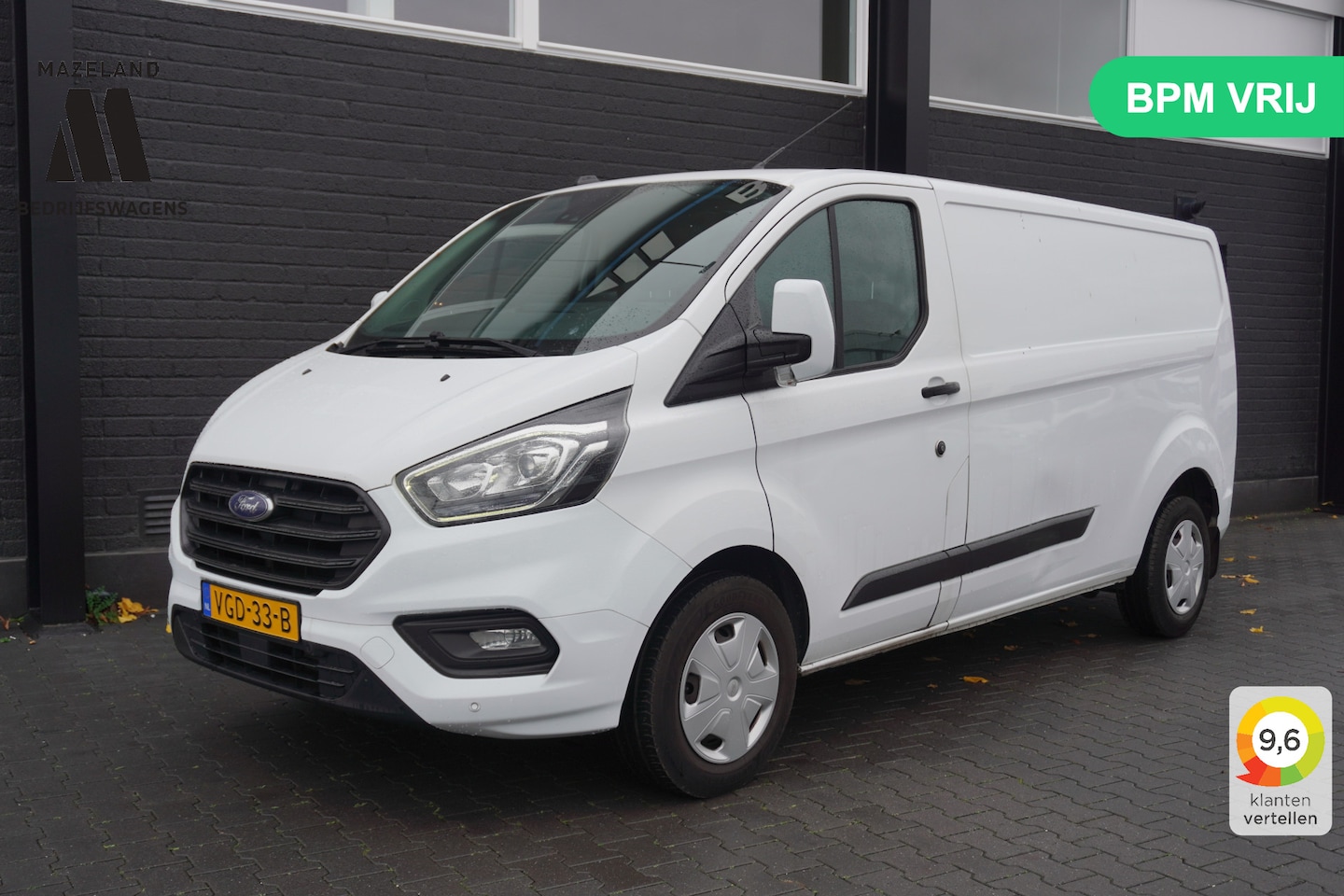 Ford Transit Custom - 2.0 TDCI 130PK L2 - EURO 6 - Airco - Cruise - PDC - Camera - €10.499,- Excl. - AutoWereld.nl