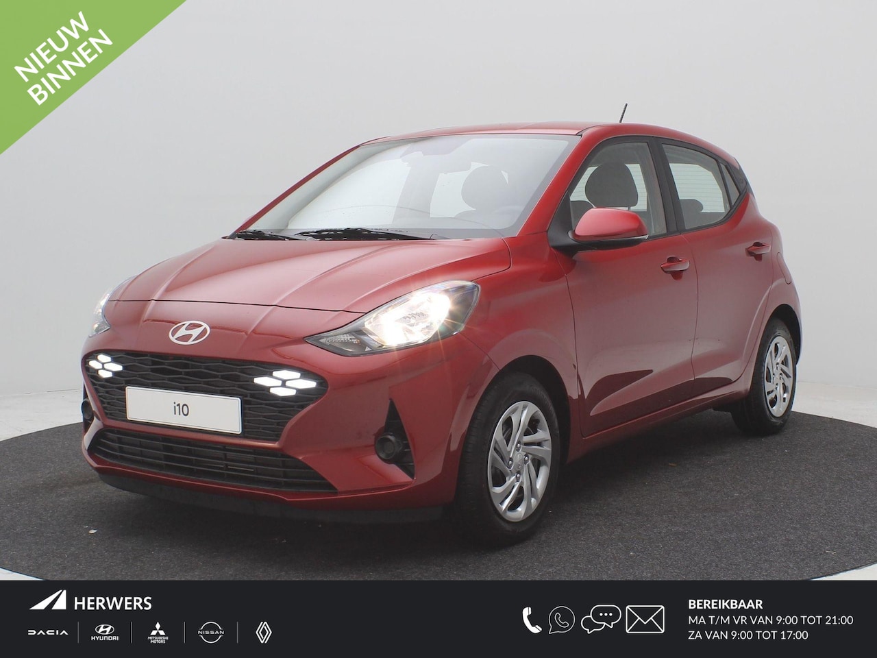 Hyundai i10 - 1.0 AUTOMAAT Comfort Limited / € 1.250,- Voordeel op de nieuwprijs / Prijs is rijklaar / D - AutoWereld.nl