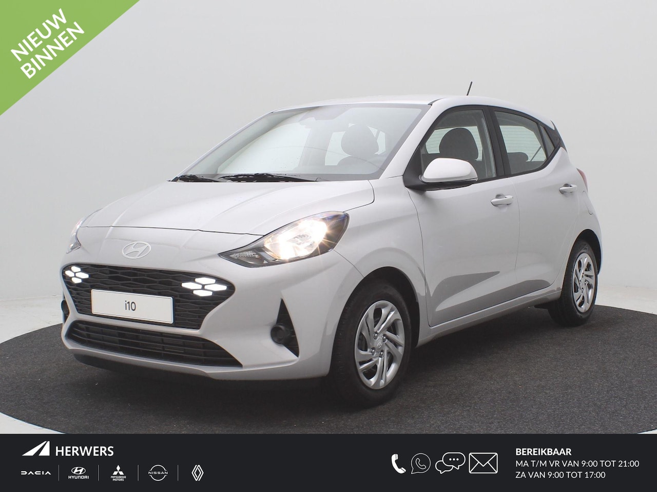 Hyundai i10 - 1.0 AUTOMAAT Comfort Limited / € 1.250,- Voordeel op de nieuwprijs / Prijs is rijklaar / D - AutoWereld.nl