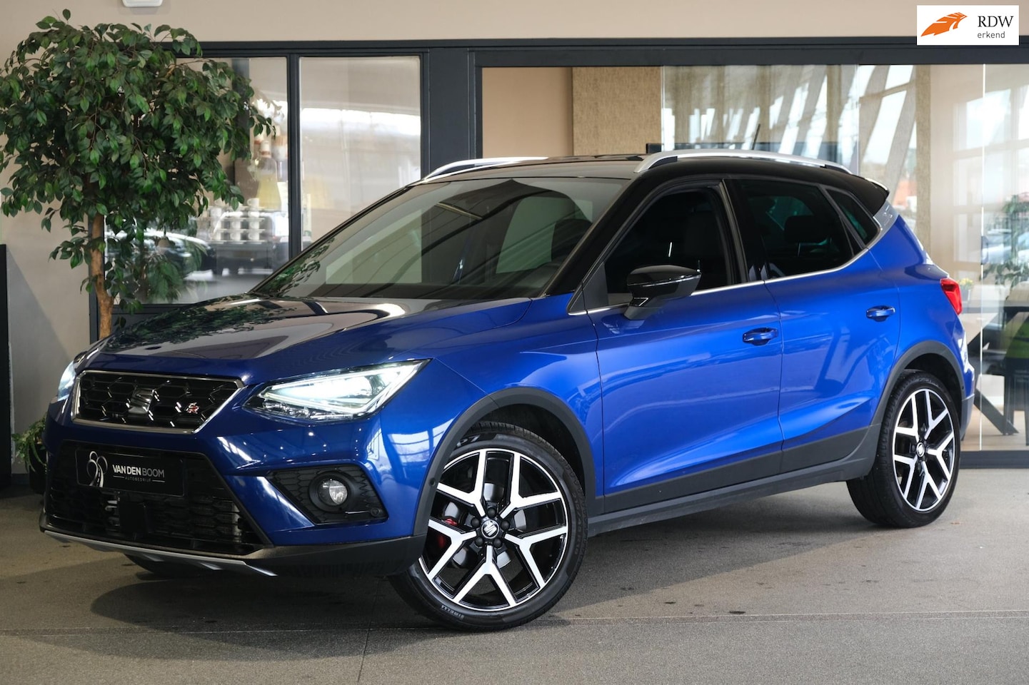 SEAT Arona - 1.5 TSI 150PK Trek Leder Virtual Led Cam Pdc Acc Beats - AutoWereld.nl