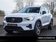 Volvo XC40 - 2.0 B4 Plus Dark | Adaptive Cruise Control | Verwarmbare voorstoelen | Achteruitrijcamera