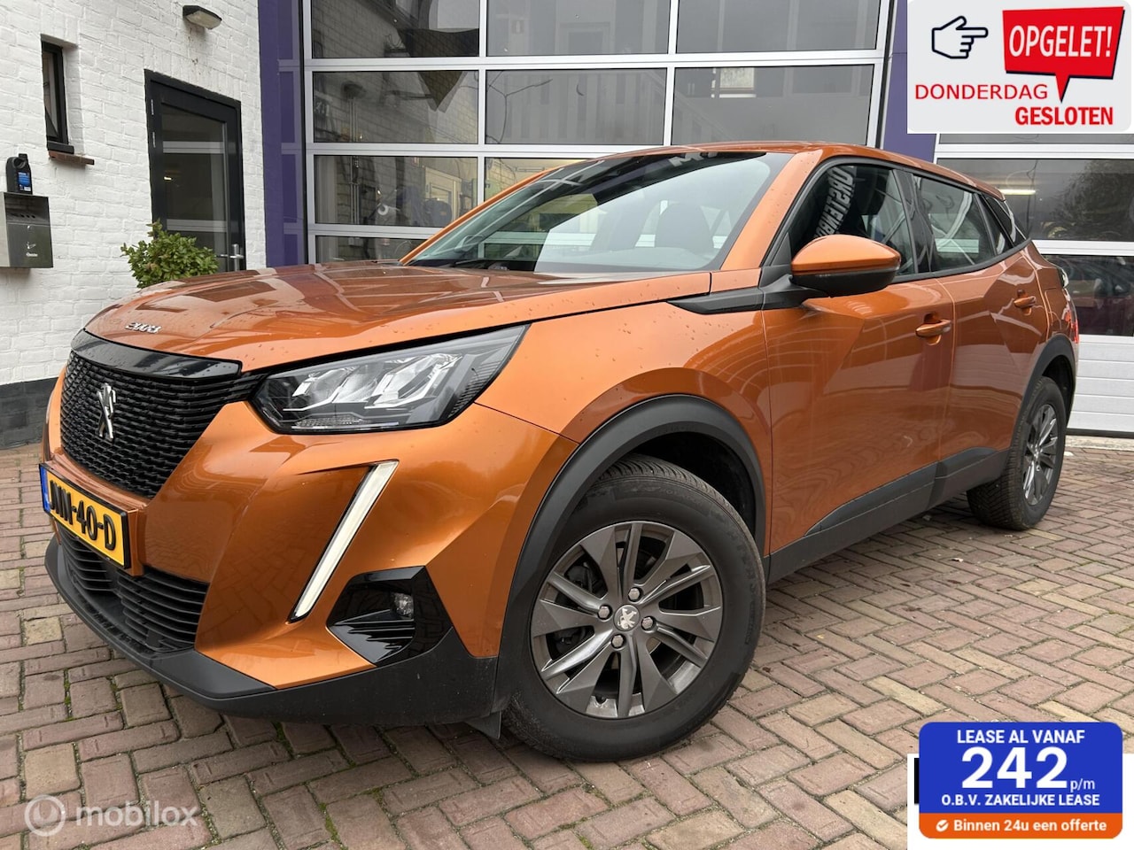 Peugeot 2008 - 1.2 Active Pack * NAVIGATIE * AIRCO * CAMERA * - AutoWereld.nl