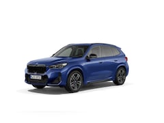 BMW iX1 - xDrive30 M-Sport - Pano - Trekhaak - Memory - Harman Kardon - Massage - Head-Up