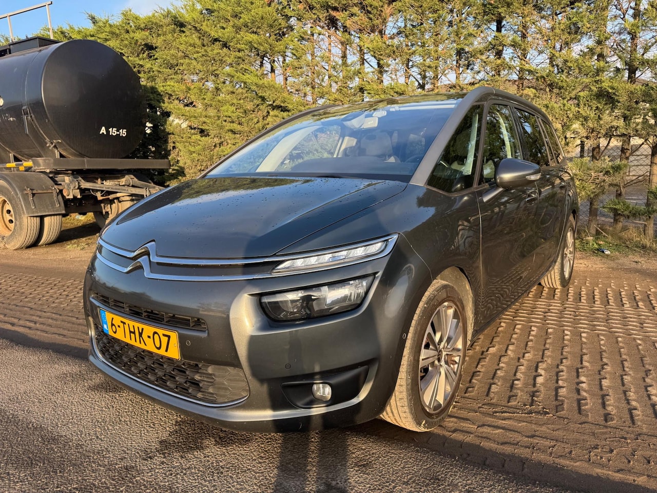 Citroën Grand C4 Picasso - 1.6 VTi Business 1.6 VTi Business - AutoWereld.nl