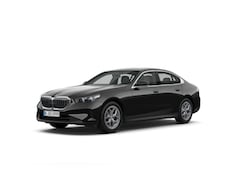 BMW 5-serie - 520i - Sportstoelen - Stoelverwarming - Camera - Driving Assistant
