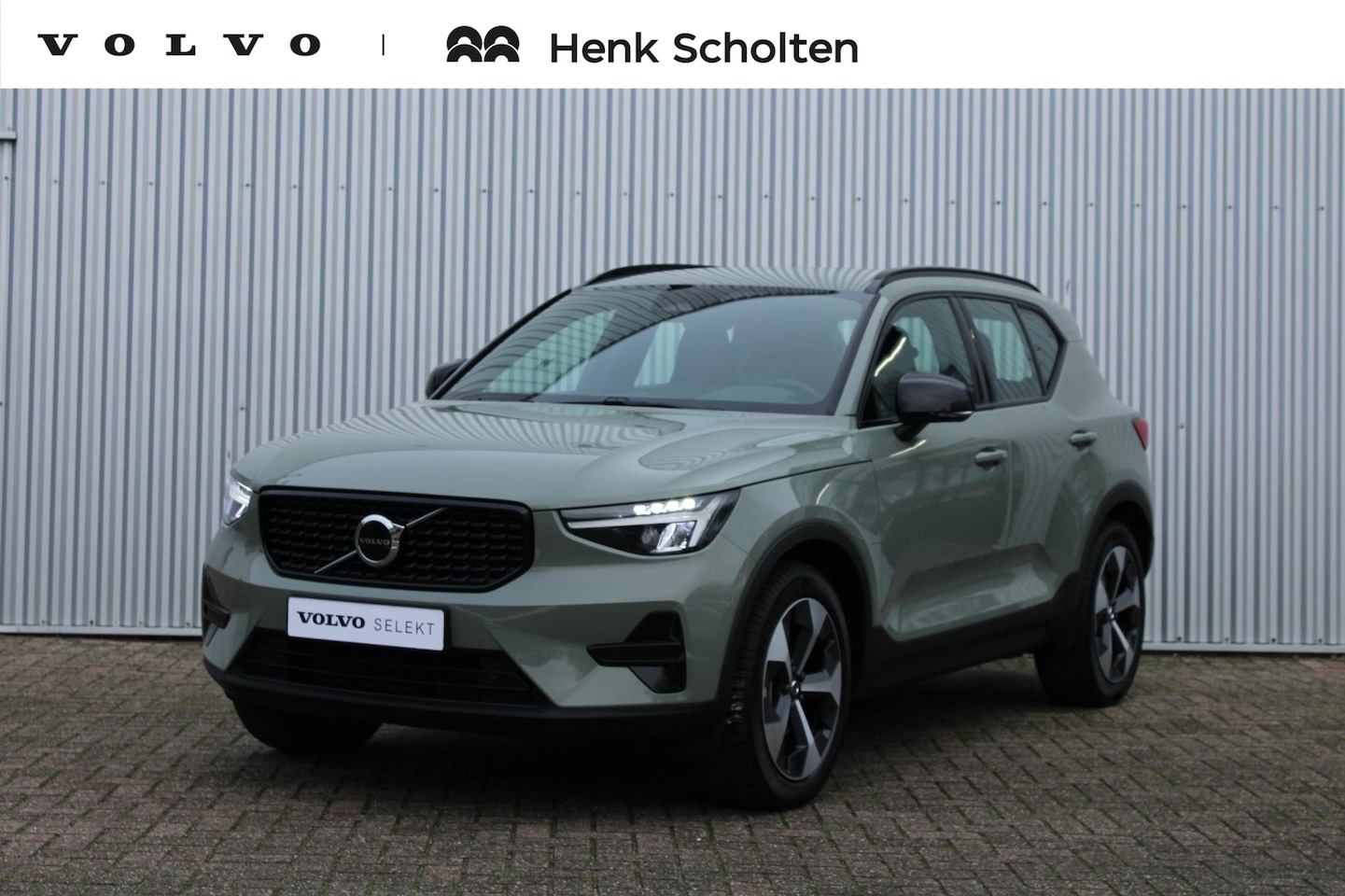 Volvo XC40 - 2.0 B4 Plus Dark | Achteruitrijcamera | Semi elektrische trekhaak | Google Services | BLIS - AutoWereld.nl