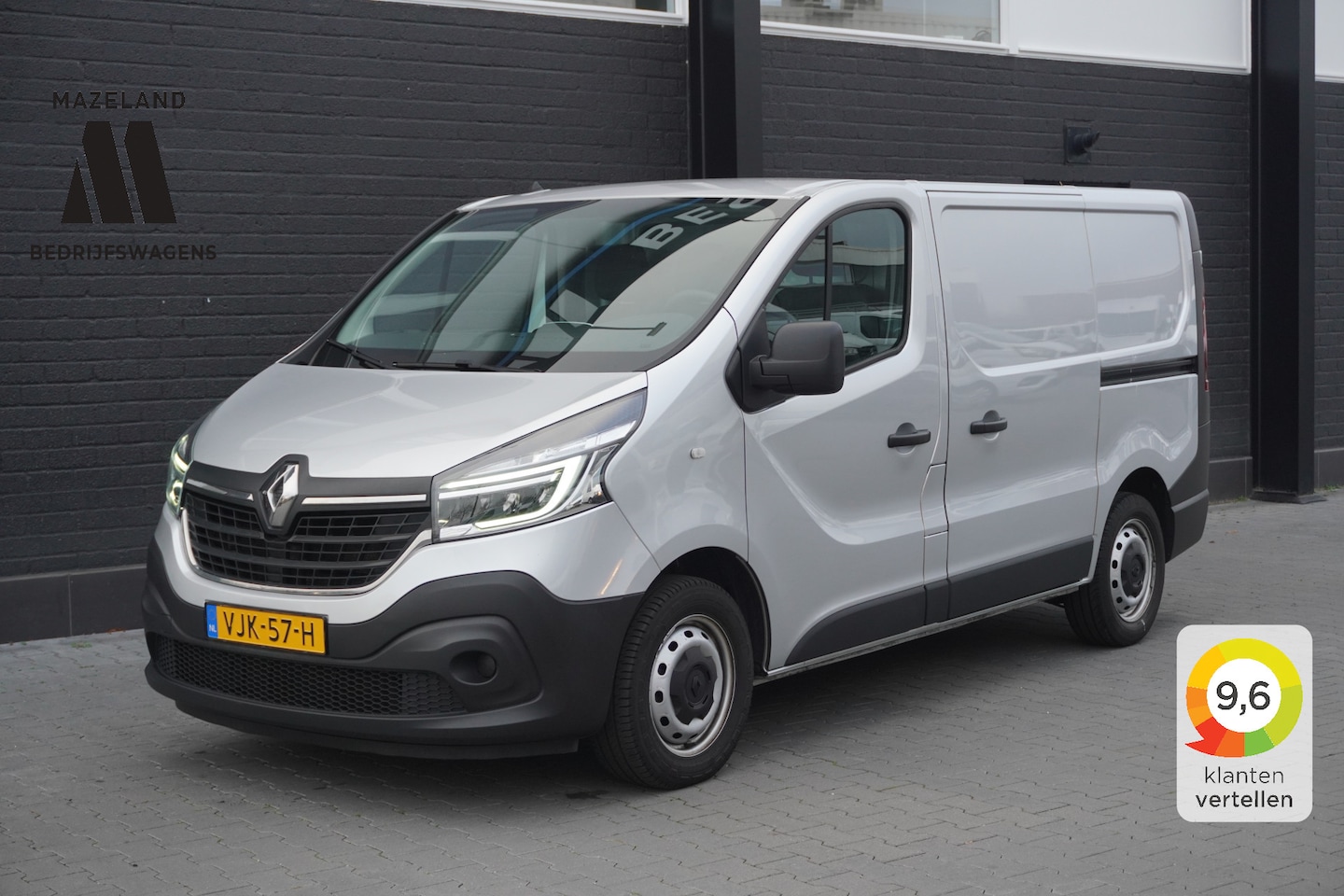 Renault Trafic - 2.0 dCi 120PK 2x schuifdeur EURO 6 - Airco - Navi - Cruise - €11.950,- Excl. - AutoWereld.nl