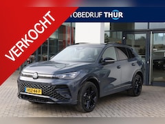 Volkswagen Tiguan - 1.5 eHybrid R-Line Edition 272PK / 200kW DSG Hybride, elektrisch panoramisch schuif- kante