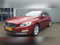 Volvo V60 - 1.6 T4 180 Pk MOMENTUM/Kinderzitjes * 1e Eigenaar