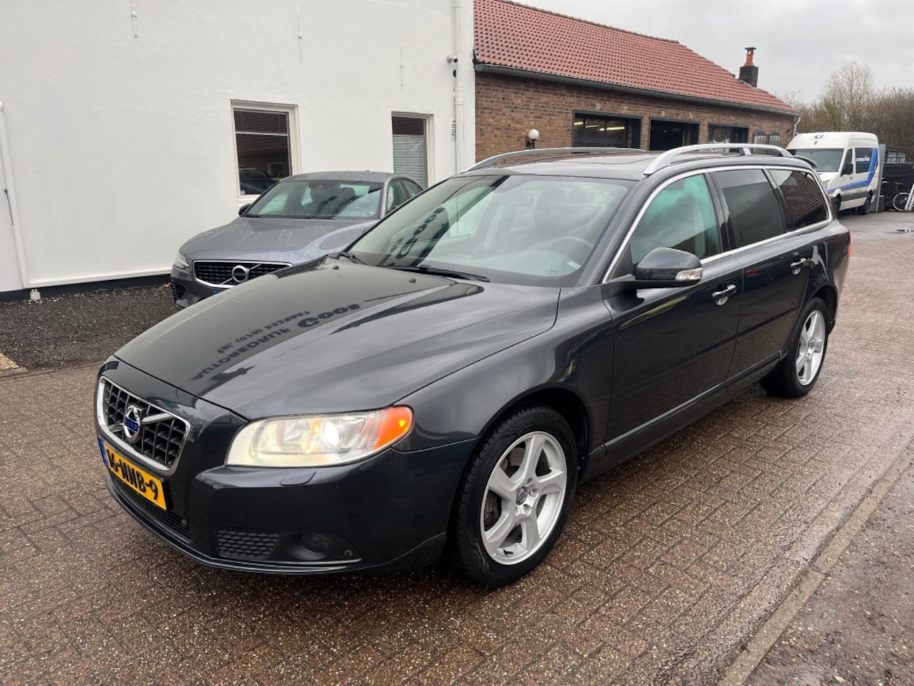 Volvo V70 - 2.0T Summum Schuifdak Leder - AutoWereld.nl
