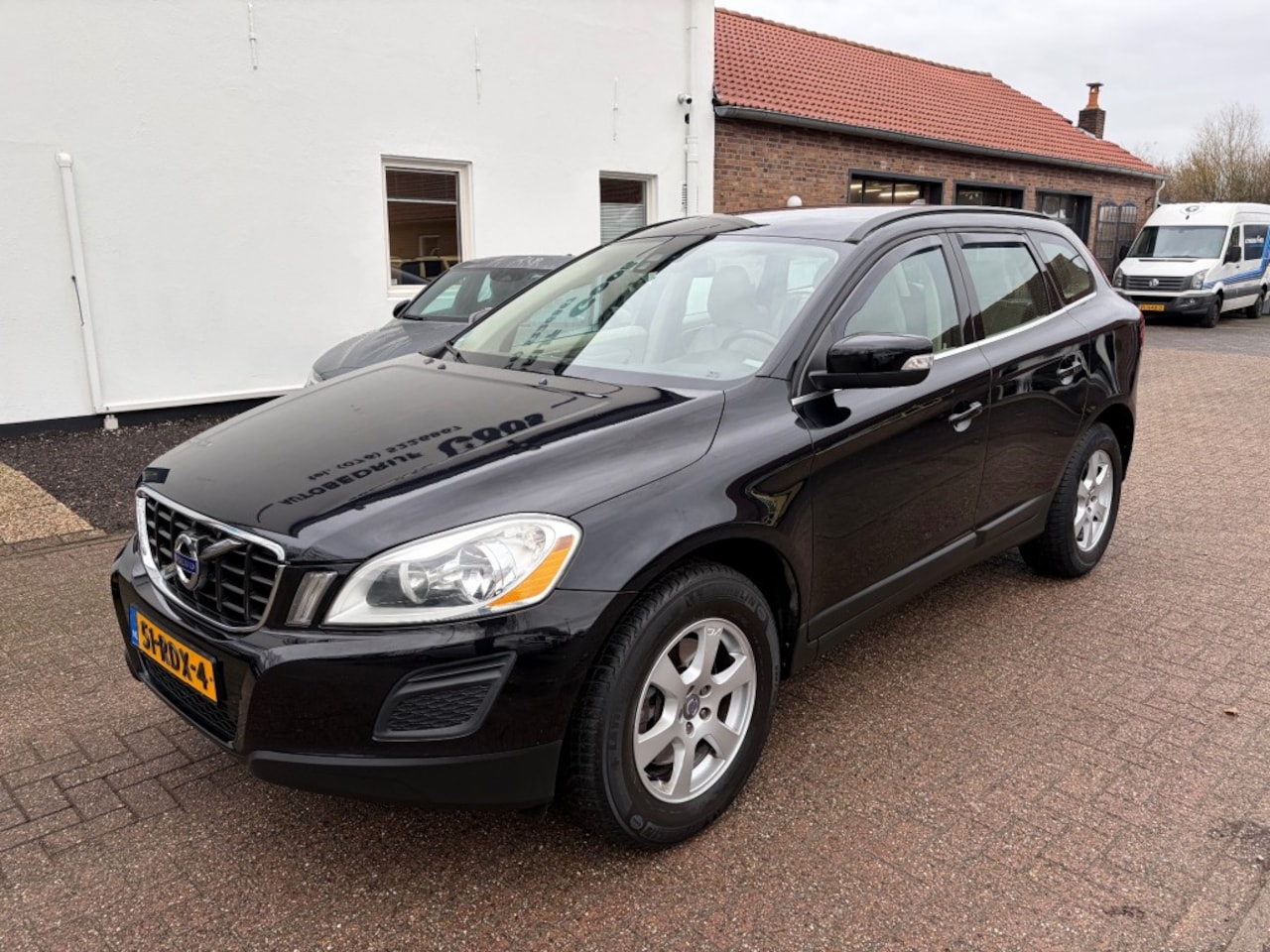 Volvo XC60 - 2.0T Momentum Leder - AutoWereld.nl