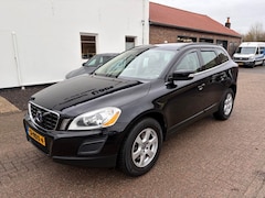 Volvo XC60 - 2.0T Momentum Leder
