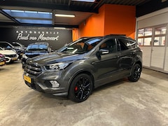 Ford Kuga - 1.5 ECOB. ST LINE / 19Inch / Camera