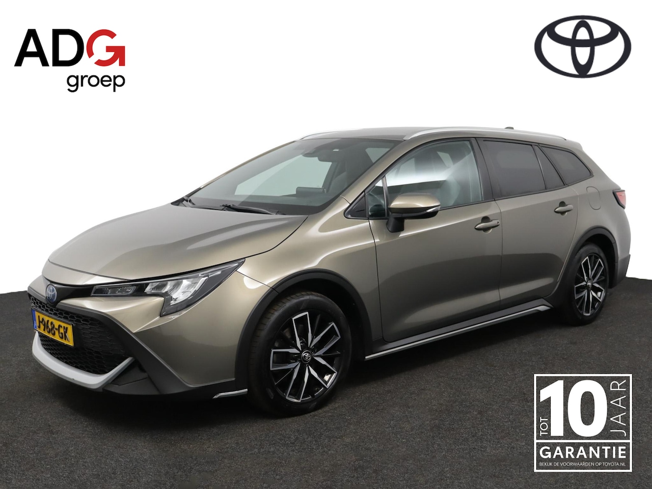 Toyota Corolla Touring Sports - 2.0 Hybrid Trek | Achteruitrijcamera | Elektrische achterklep | Stoelverwarming | LED verl - AutoWereld.nl