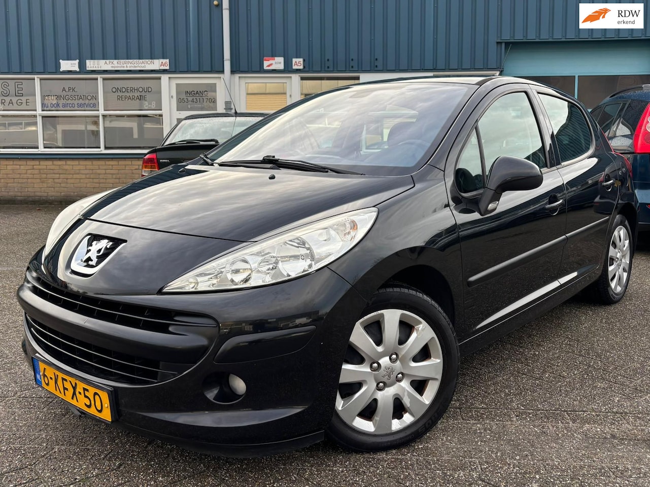Peugeot 207 - 1.6 VTi XS Pack 5 Deurs | AUTOMAAT | Climate Control | Airco | Navi | Radio | APK | - AutoWereld.nl