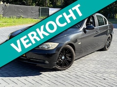 BMW 3-serie - 330i High Executive/Clima/Cruise/PDC/LMV/NAP