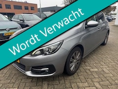 Peugeot 308 - 1.2i 131pk Premium 1e eig. Automaat Clima Navi Pano Historie