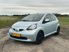 Toyota Aygo - 1.0-12V +