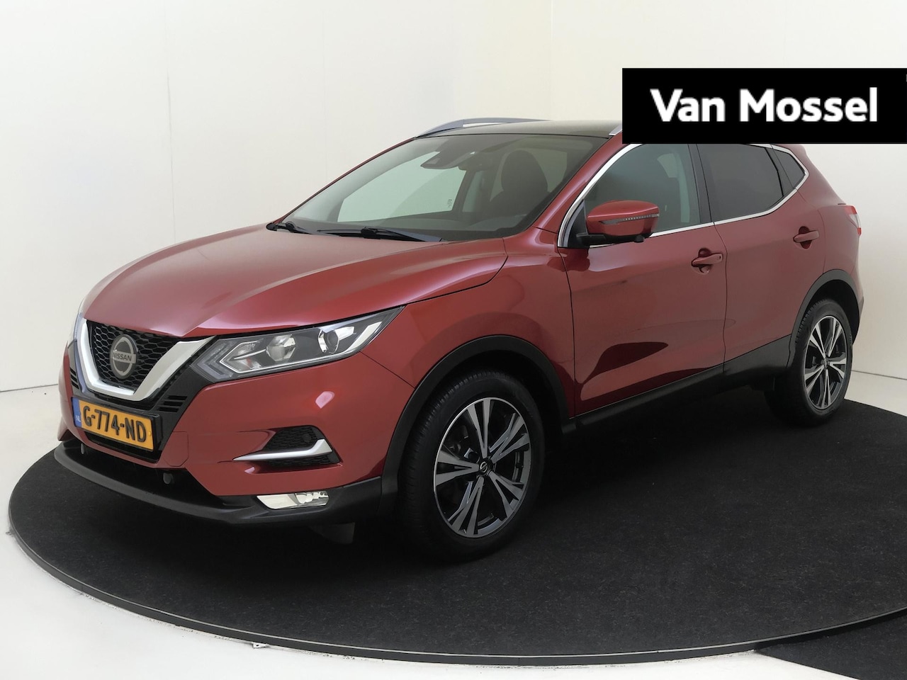 Nissan Qashqai - 1.3 DIG-T N-Connecta LM velgen | Panoramadak | Bluetooth - AutoWereld.nl