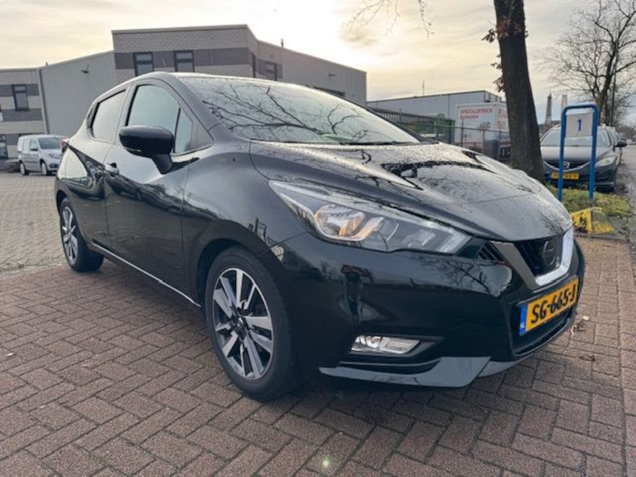 Nissan Micra - 0.9 IG-T 5deurs N-Connecta Airco/ECC,Cruisecontrol,Navigatie,Camera - AutoWereld.nl