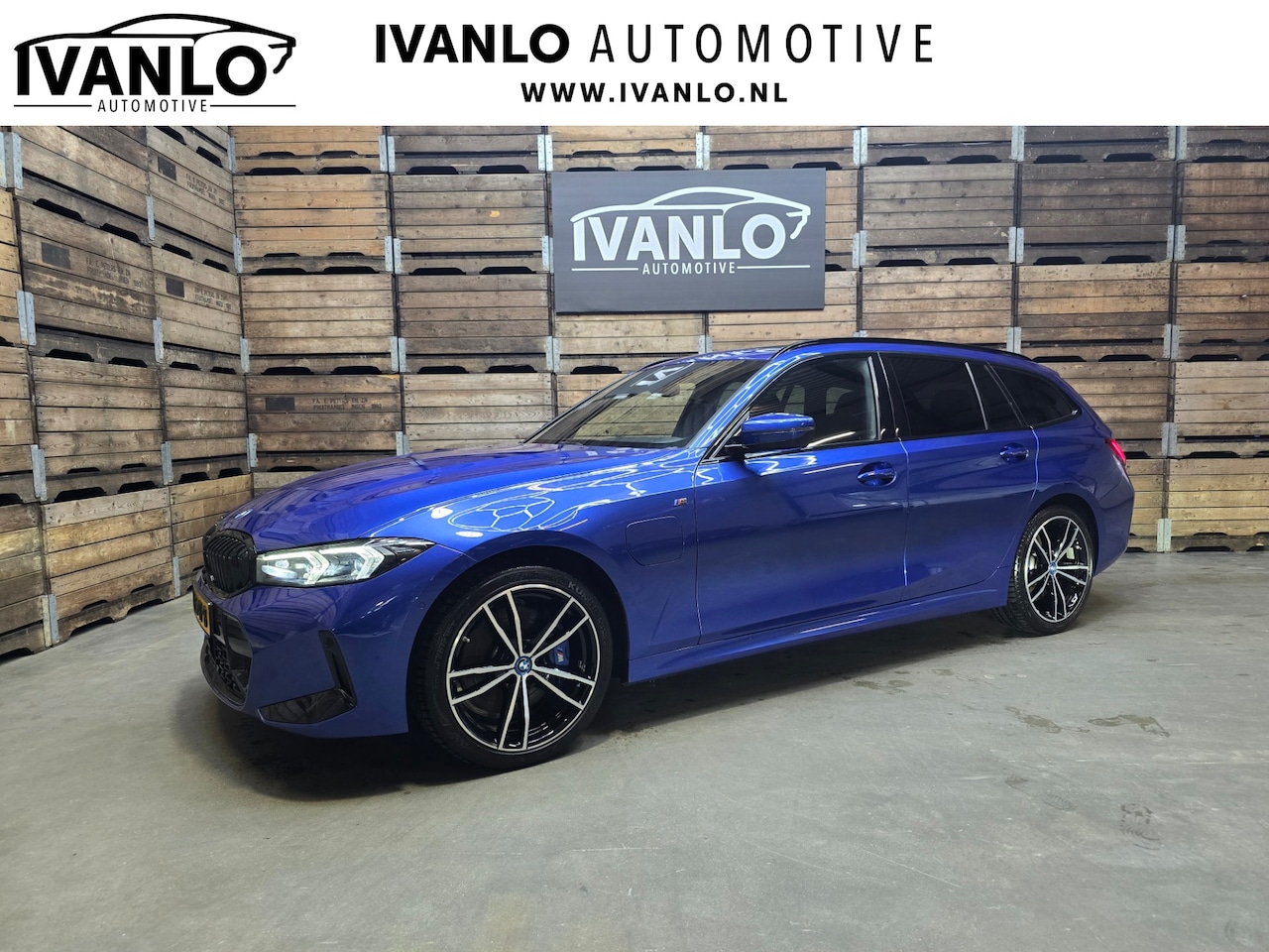 BMW 3-serie Touring - 330e xDrive HUD Pano M Sport Leder Camera Navi Carplay LM - AutoWereld.nl