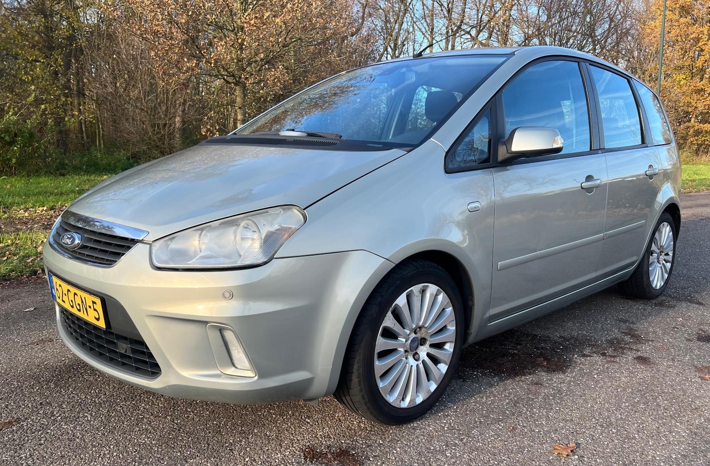 Ford C-Max - 1.8-16V Titanium Navigatie-- Clima-- Elec. Ramen-- Lmv. - AutoWereld.nl