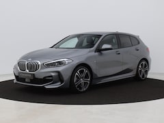 BMW 1-serie - 118i M-Sport | CAMERA | KEYLESS | STOEL- EN STUURVERW