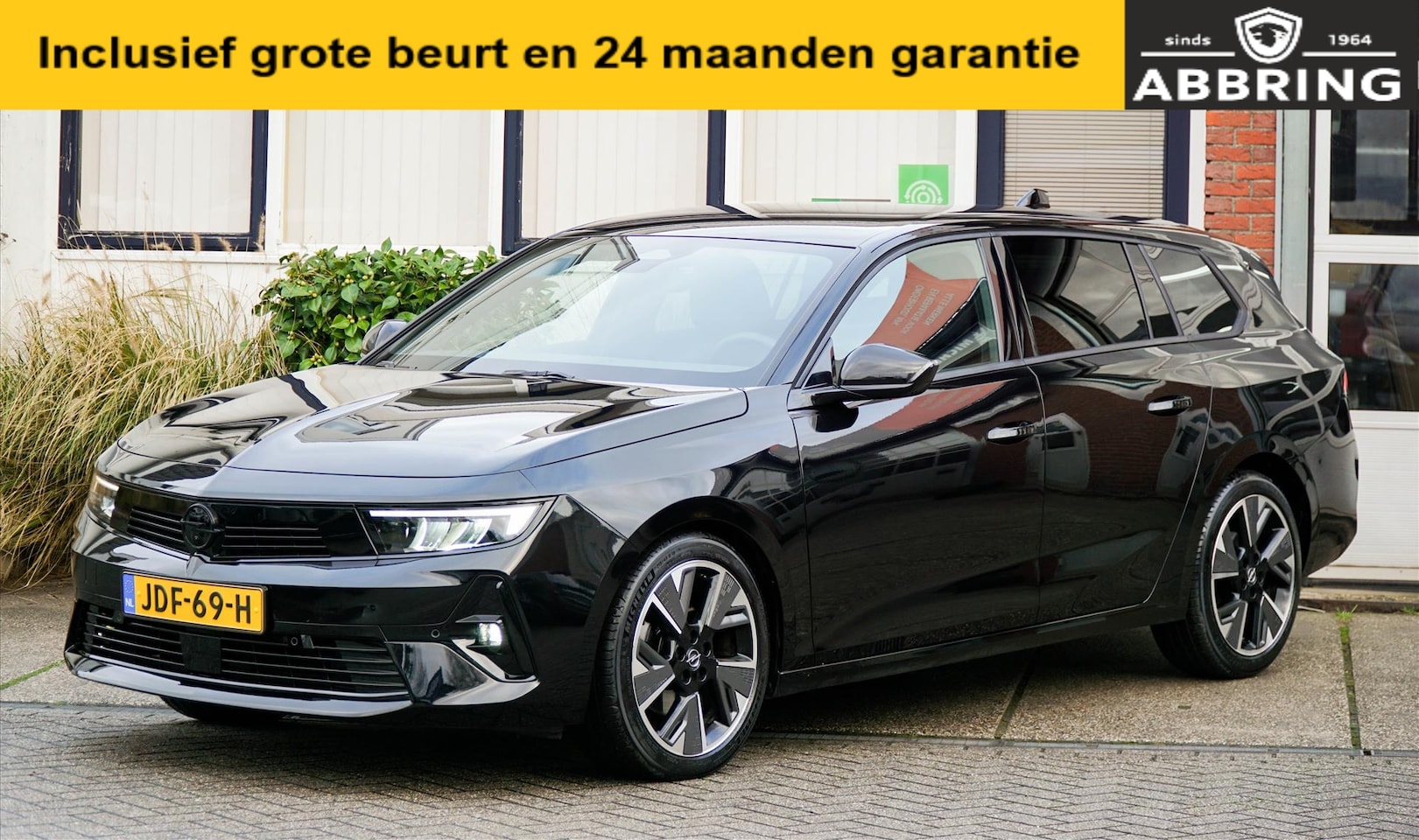 Opel Astra Sports Tourer - New GS automaat, AGR stoel, stuur/stoel verwarming - AutoWereld.nl