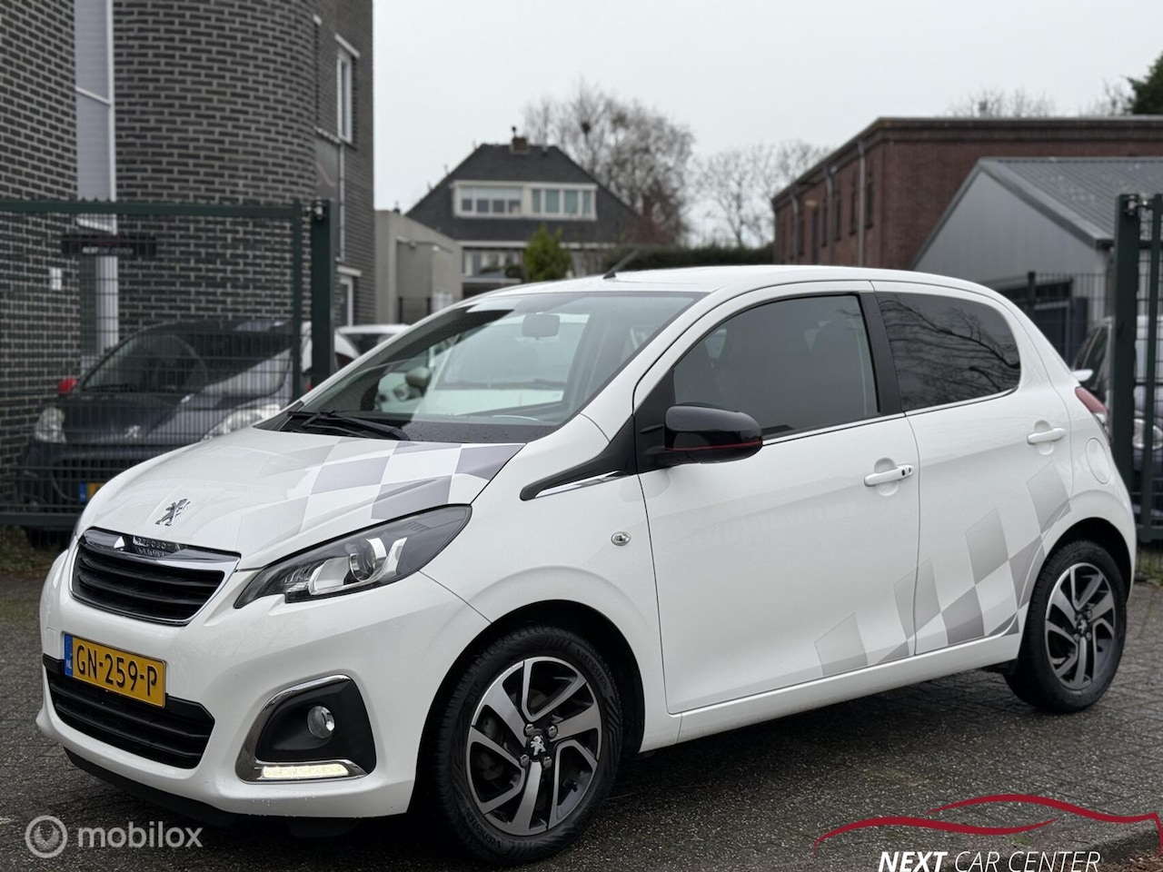 Peugeot 108 - 1.0 e-VTi Allure Sport VOL OPTIES - AutoWereld.nl