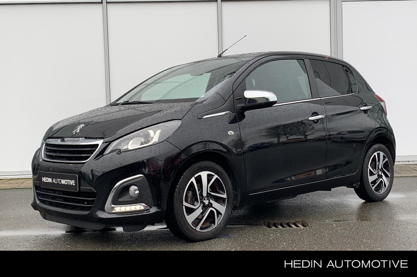 Peugeot 108 - 1.0 e-VTi 68PK Allure | Climate control | Bluetooth telefoonvoorbereiding | DAB-radio - AutoWereld.nl
