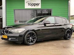 BMW 1-serie - 116i Business+ | Automaat | Cruise Control | Navigatie |