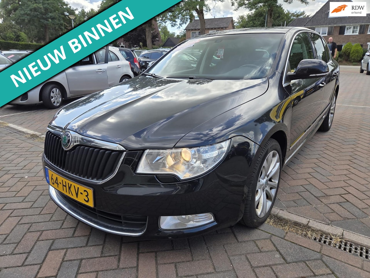 Skoda Superb - 1.8 TSI Ambition RIJDT EN SCHAKELT GOED NWE APK - AutoWereld.nl
