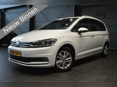 Volkswagen Touran - 1.5 TSI Highline navi clima cruise led pdc trekhaak 150 pk