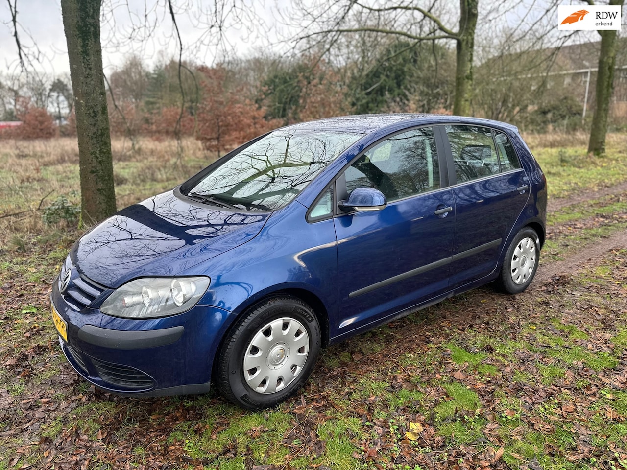 Volkswagen Golf Plus - 1.6 FSI Comfortline Business apk t/m 31-08-2026 - AutoWereld.nl