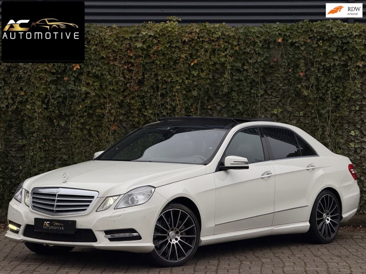 Mercedes-Benz E-klasse - 500 AMG-Line Pano Leder - AutoWereld.nl