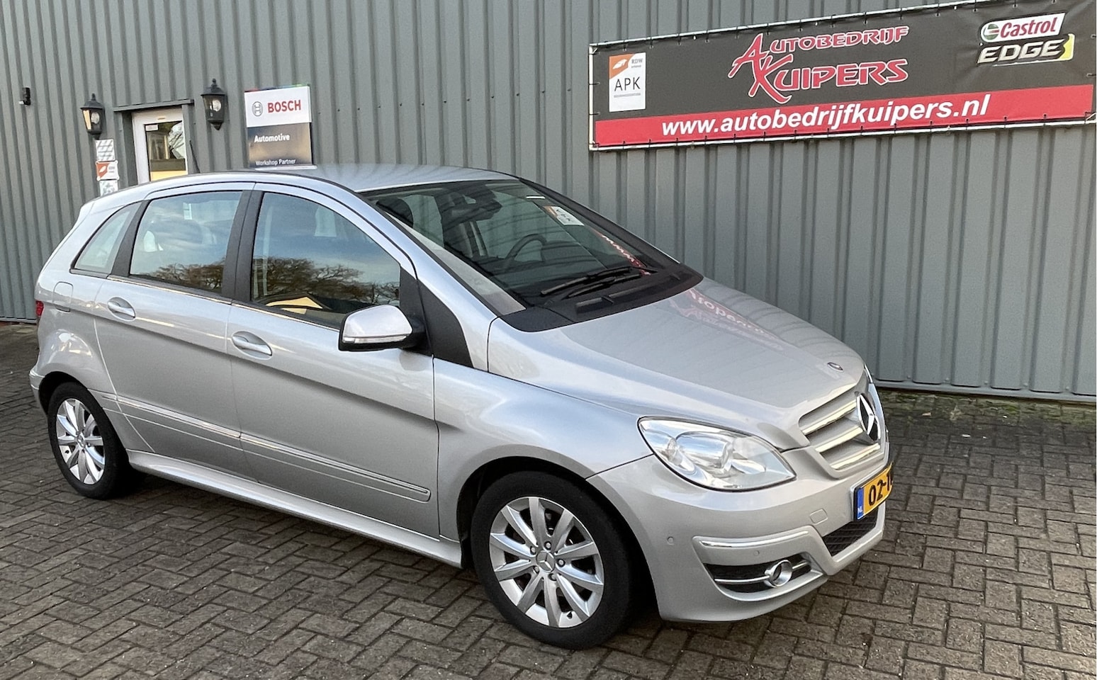 Mercedes-Benz B-klasse - Automaat 200 Navi.Airco.Cruise.Pdc.Lm.velgen.Trekhaak - AutoWereld.nl