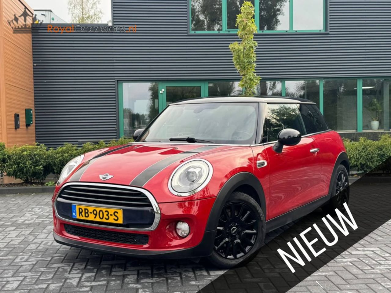 MINI Cooper - 1.5 Chili - MINI Cooper 1.5 Pepper Serious Business | PANO | N - AutoWereld.nl