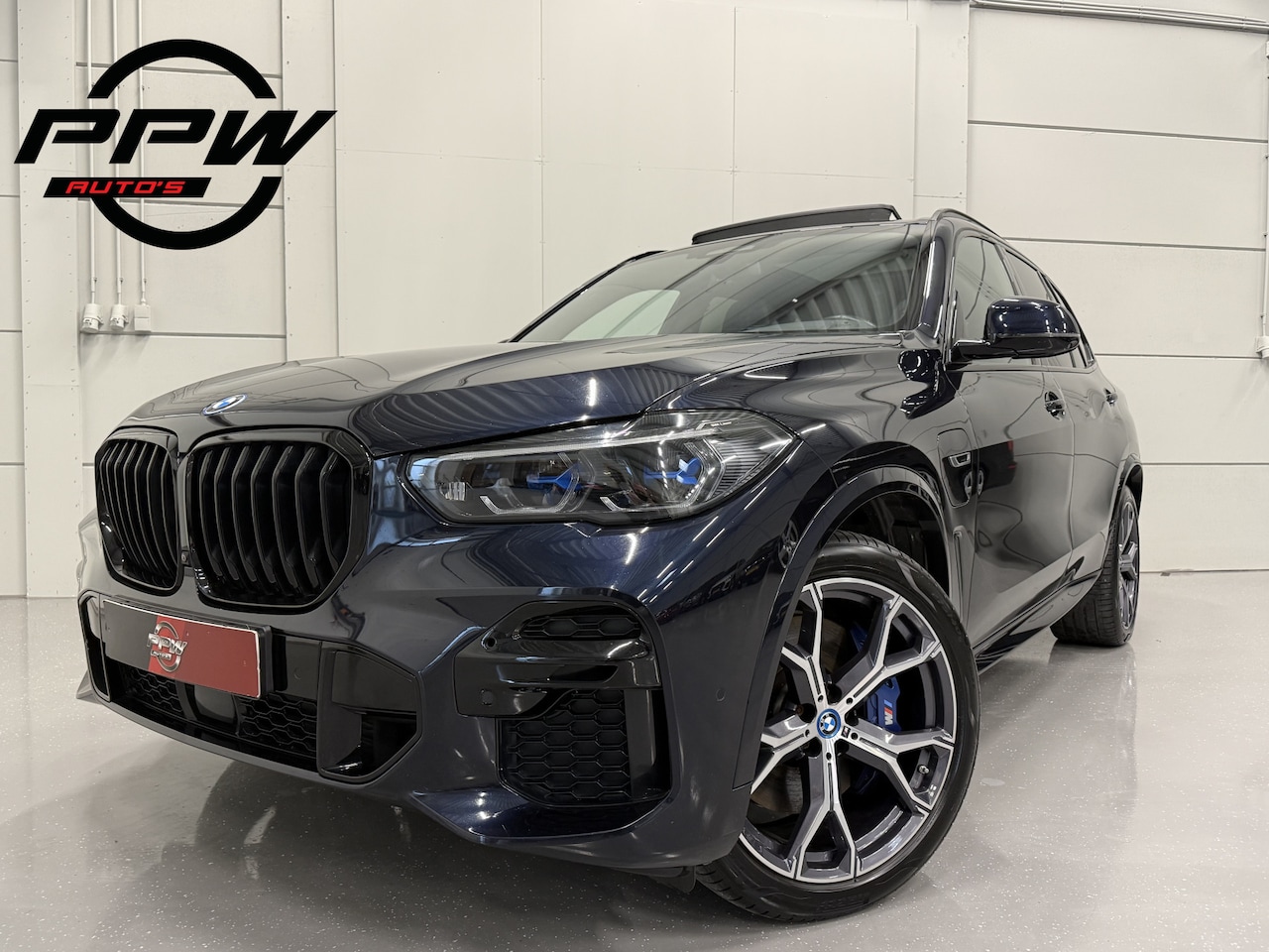BMW X5 - xDrive45e M-Sport PANO/TREKHAAK/LASER/HEAD-UP/360CAMERA/MEMORY/ACC/ACTIVE-STEERING/LUCHTVE - AutoWereld.nl