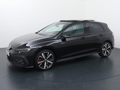 Volkswagen Golf - 1.5 eHybrid GTE | 272 PK | SoH 97% | Trekhaak | Panoramadak | Matrix LED IQ.Light koplampe