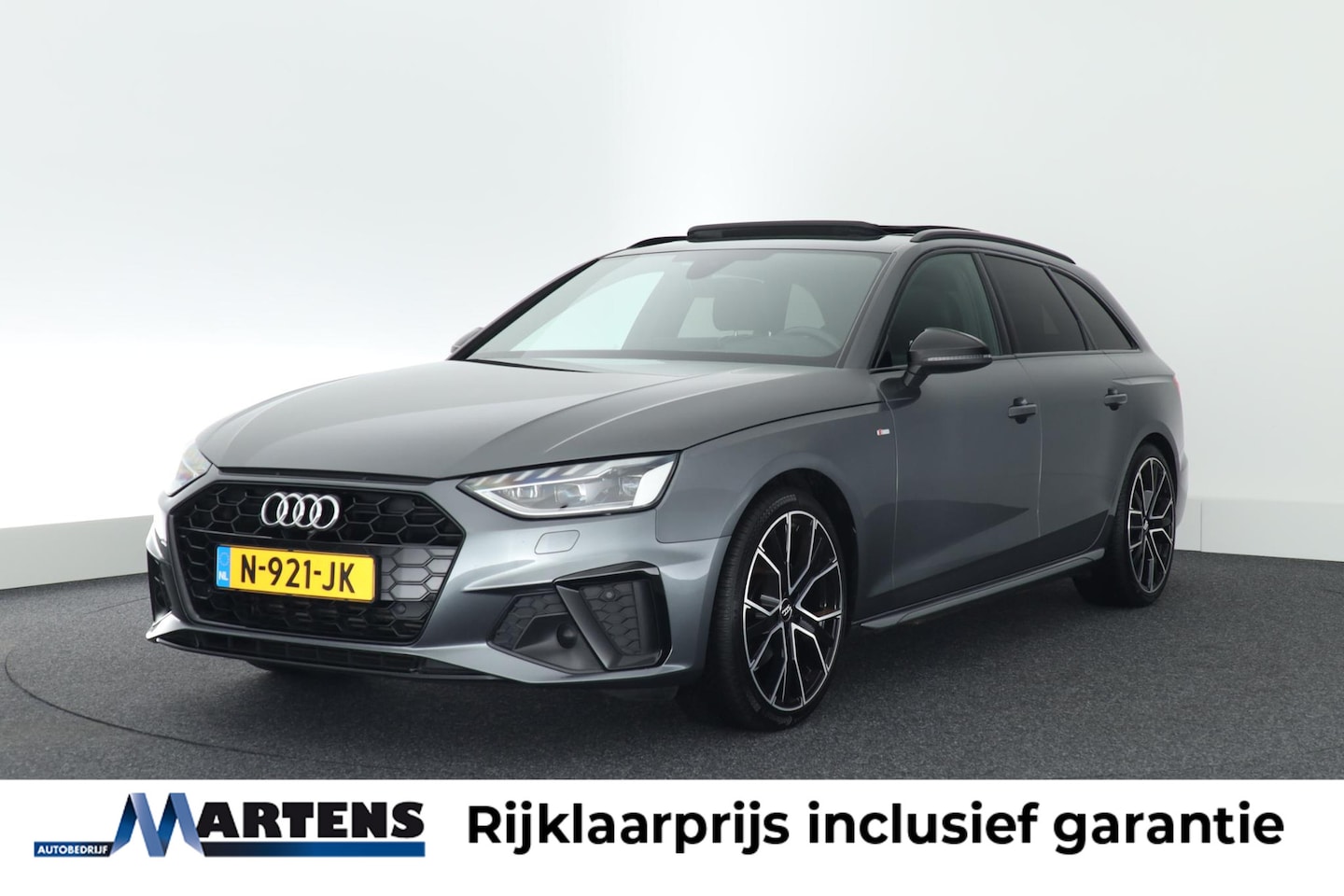 Audi A4 Avant - 35 TFSI 150pk S edition Competition Trekhaak Camera B&O ACC Leder Matrix-LED HUD Stoelverw - AutoWereld.nl